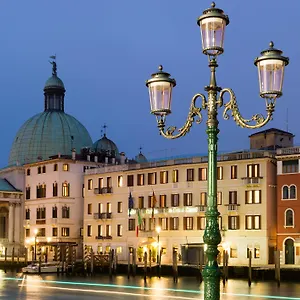 hotellátogatás