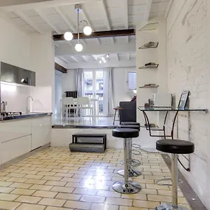 Apartment Victor By Mamo