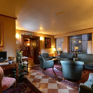 hotellátogatás