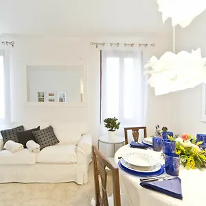 Heaven In San Marco Antique District Apartment