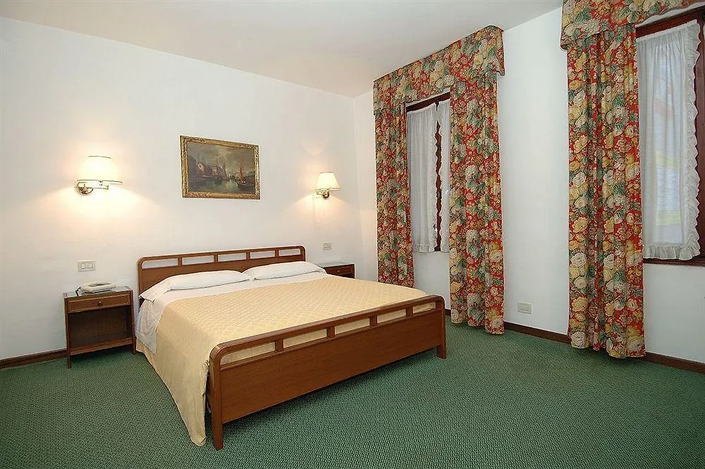 Hotel Casanova Venedig 4*,  Italien