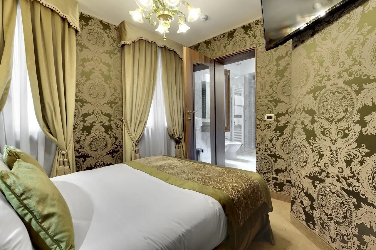 Hotel Casanova Venice
